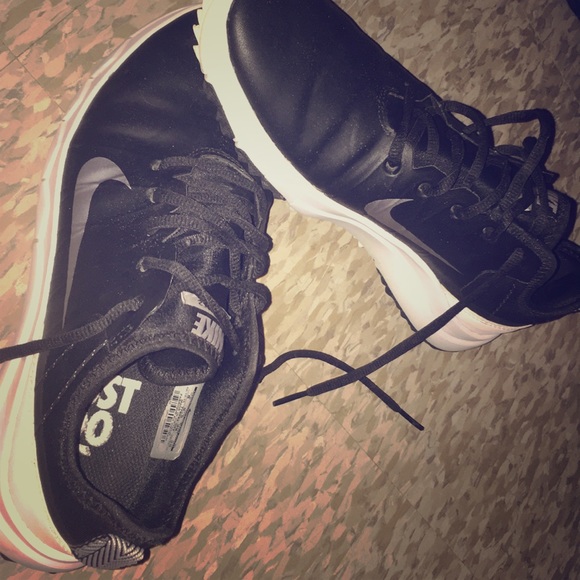 Flimpact2 Nike’s boys - Picture 1 of 1